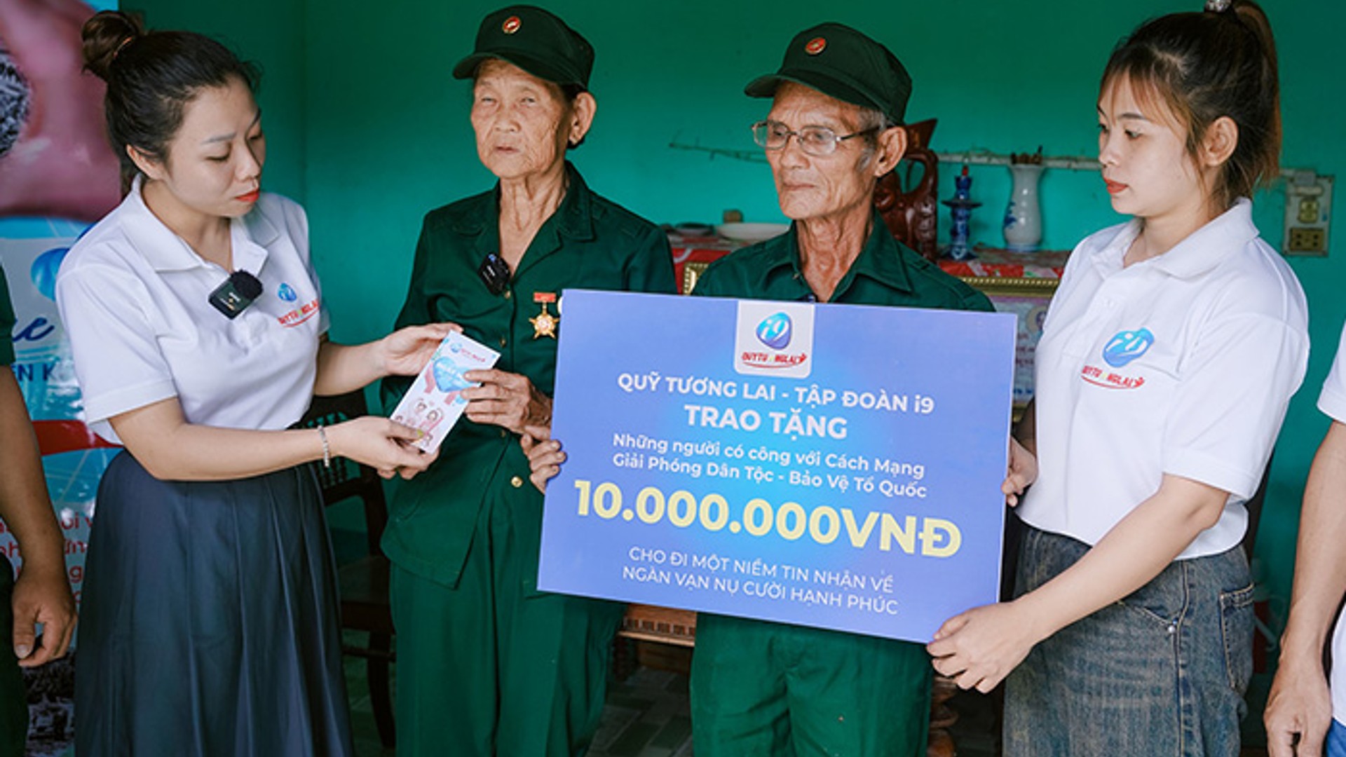 Hình ảnh hỗ trợ khách hàng Bet88