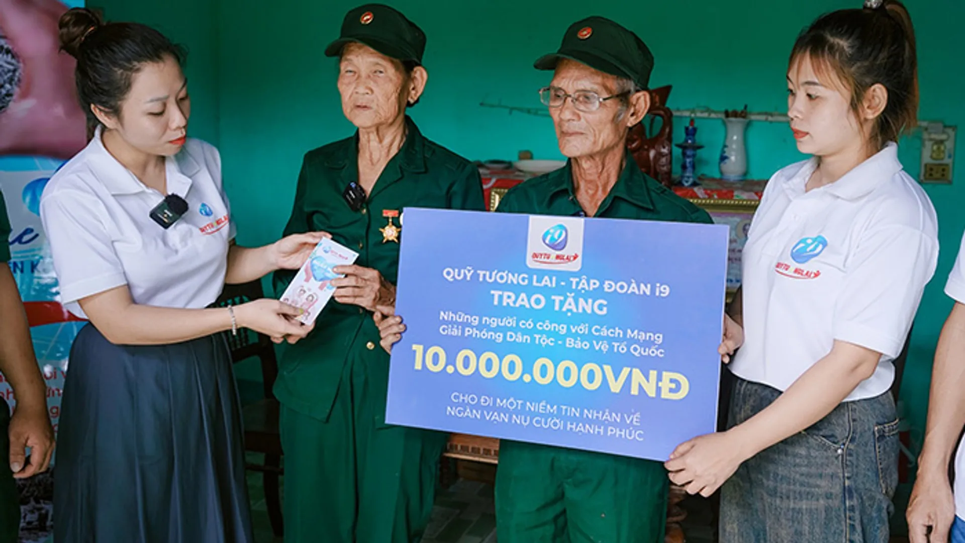 Hình ảnh hỗ trợ khách hàng Bet88